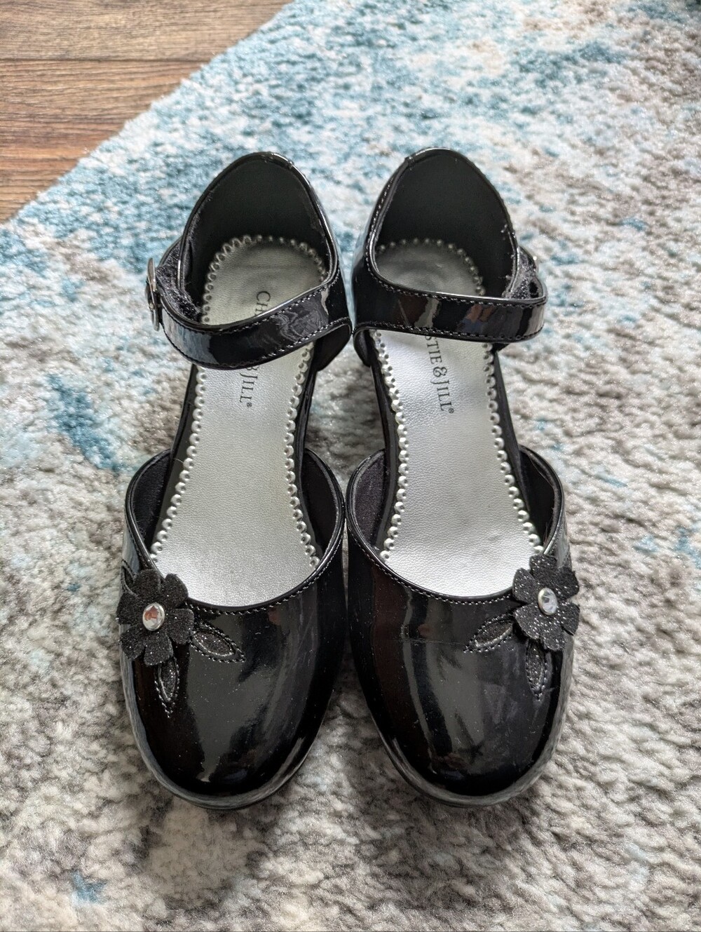 Girls' Black Patent Mary Jane Shoes with Flower Accent